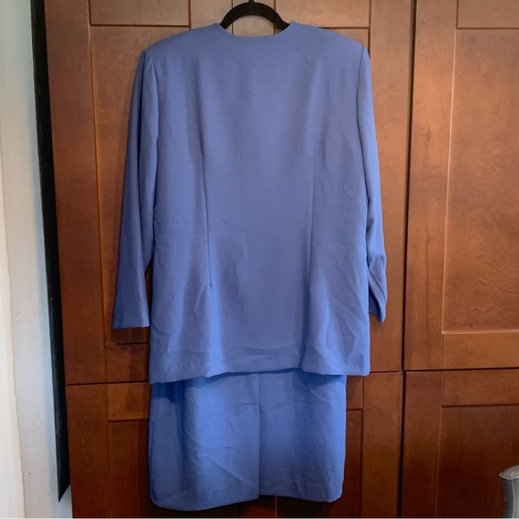 SALE!! Vintage Suit dress 2 piece fits like a 12.    2 - Picture 10 of 13